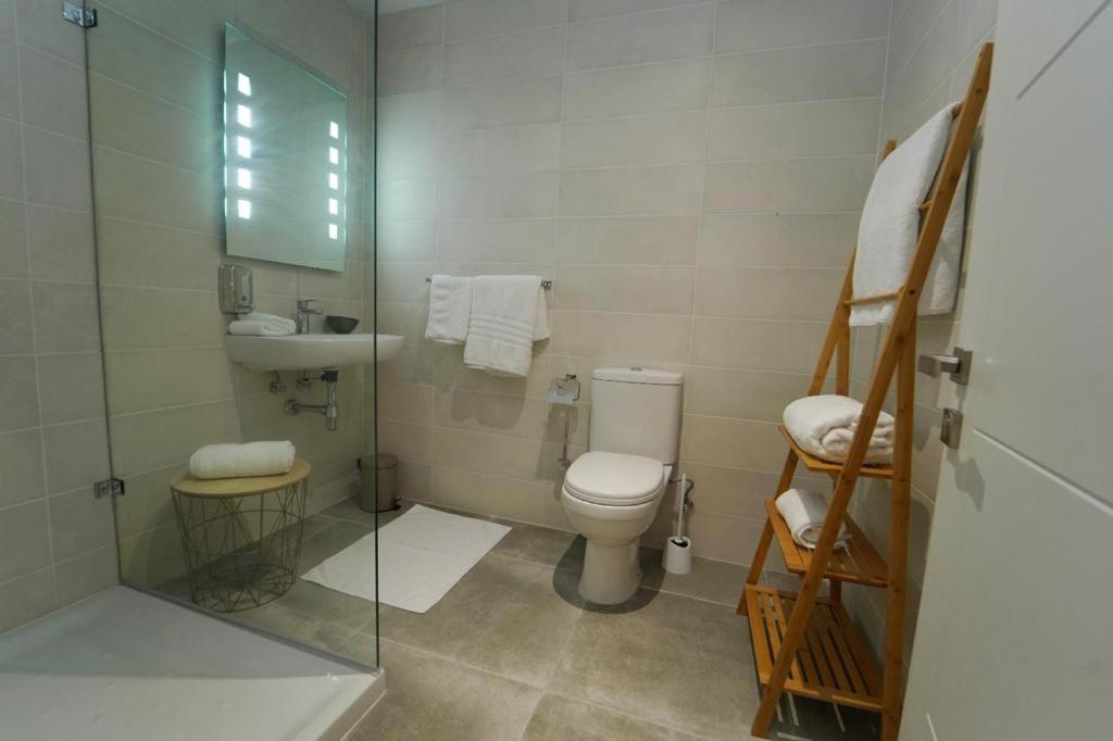 Private Rooms With Bathroom In วัลเลตตา ภายนอก รูปภาพ